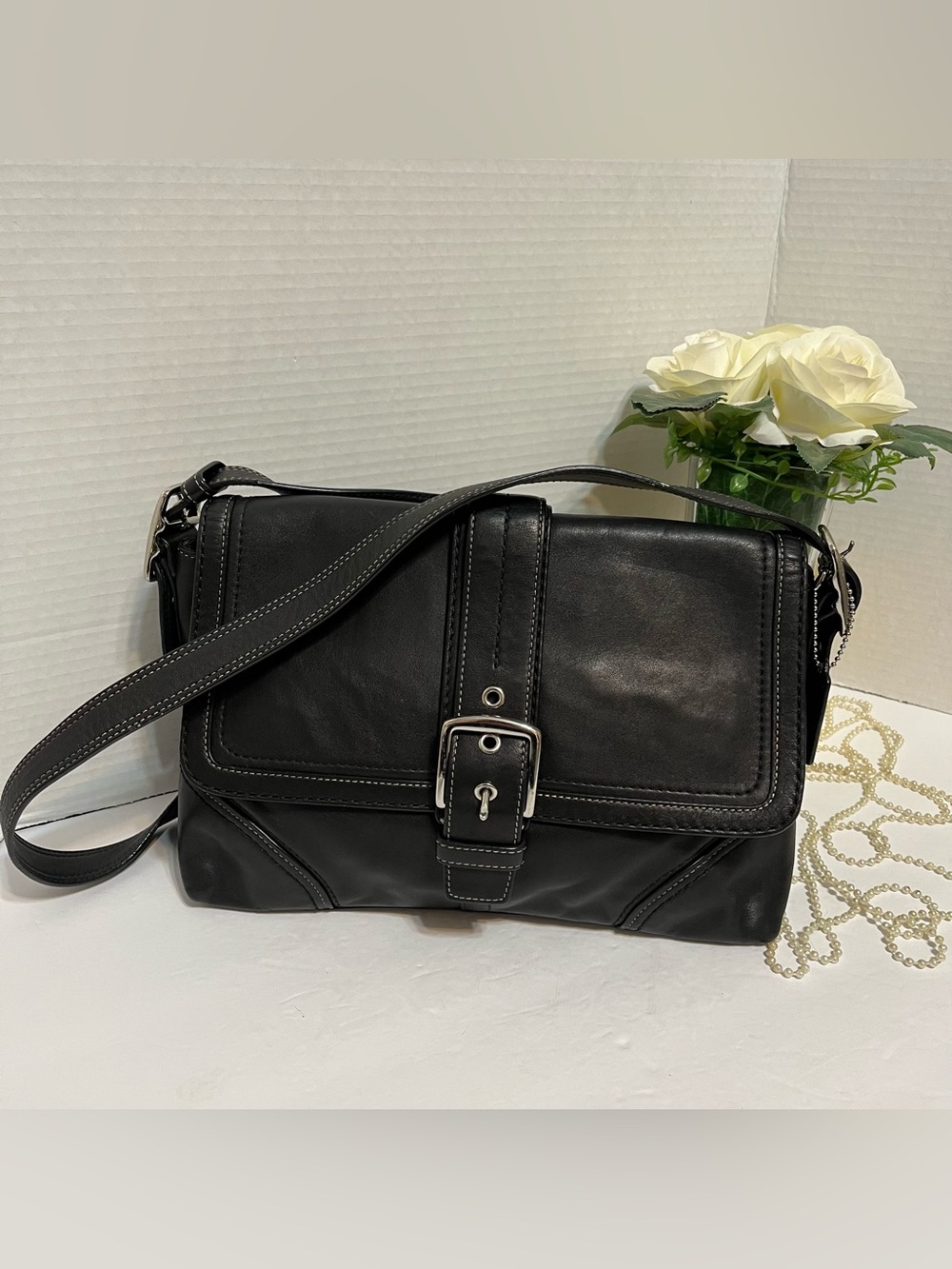 Coach Hamptons Black Leather Soho Crossbody Bag Silver Buckle White Stitching